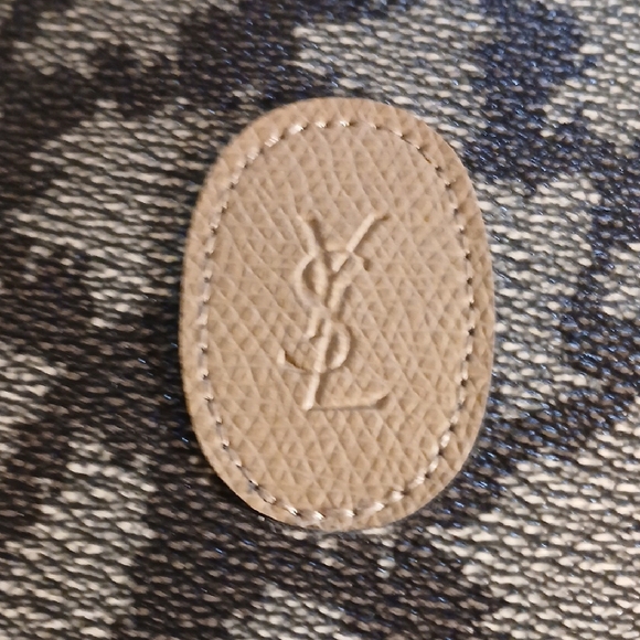 Yves Saint Laurent Brown and Black Clutch - Picture 6 of 9